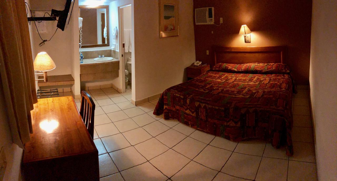 Hotel Posadas Del Ryal Ciudad Constitución 외부 사진