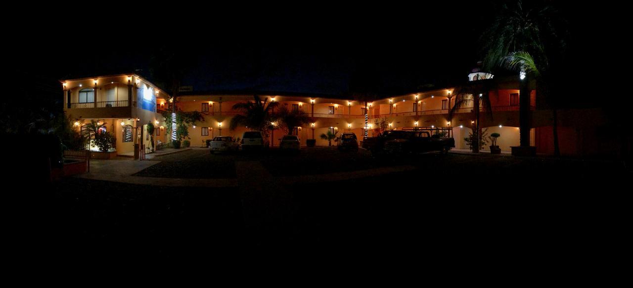 Hotel Posadas Del Ryal Ciudad Constitución 외부 사진