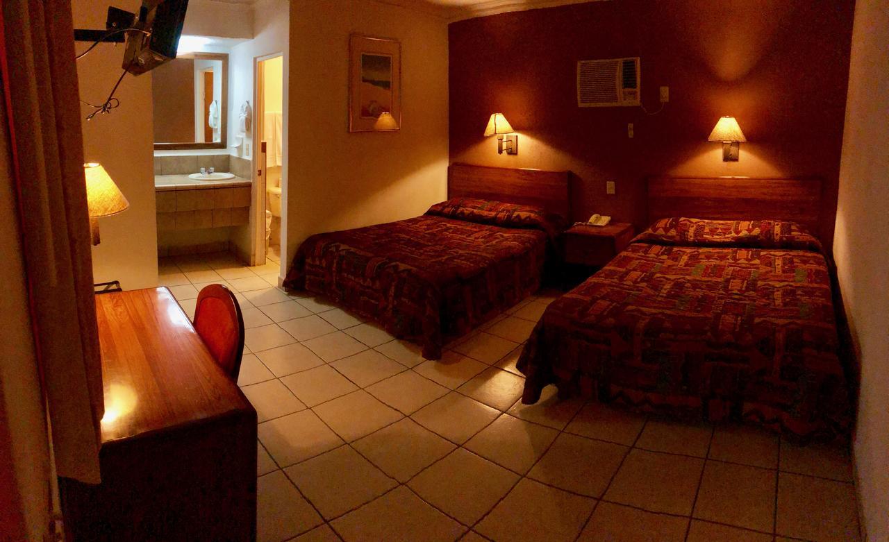Hotel Posadas Del Ryal Ciudad Constitución 외부 사진