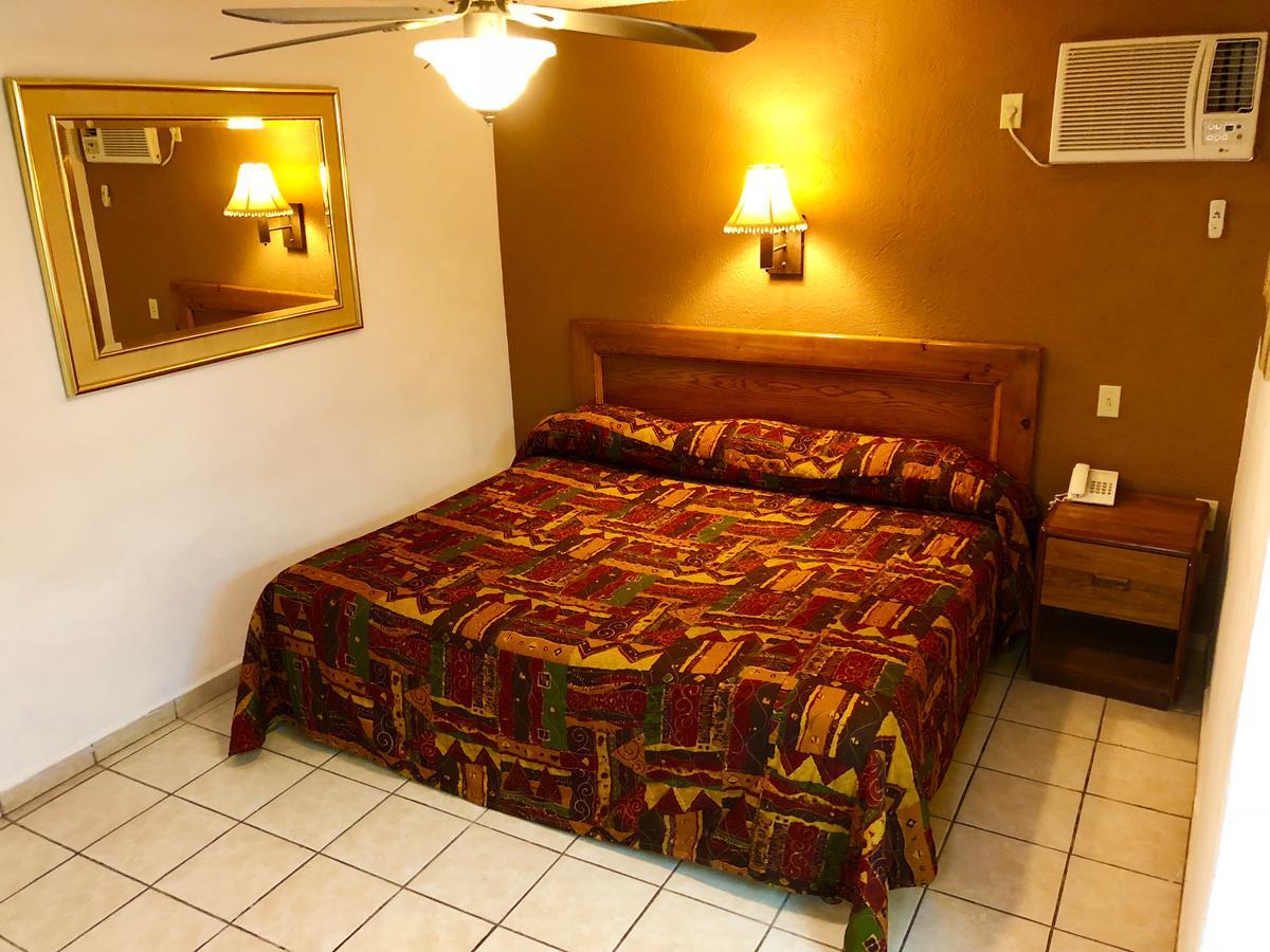 Hotel Posadas Del Ryal Ciudad Constitución 외부 사진